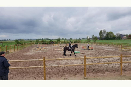 Safaritent Camping Eefting in Rohel met paarden VMP023